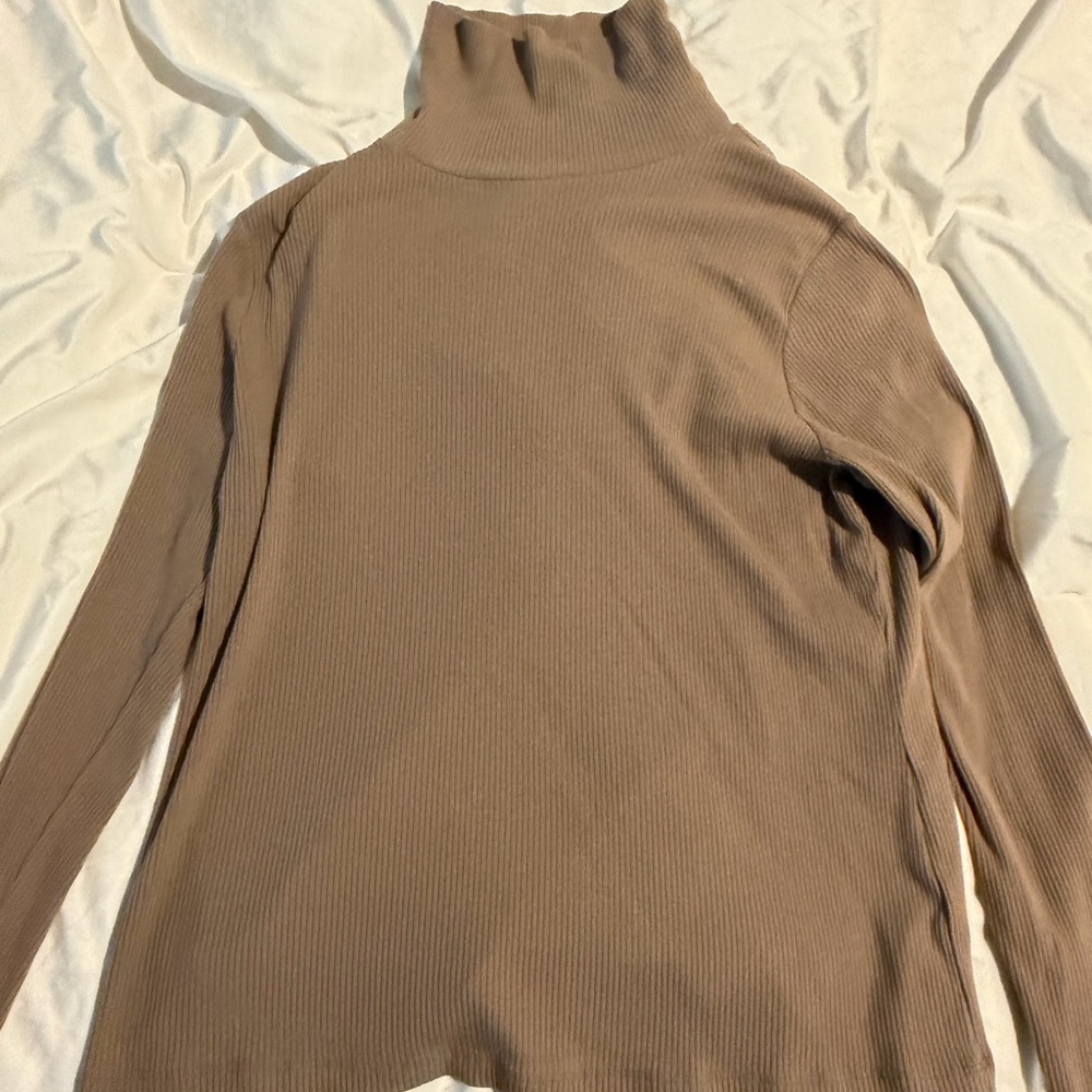 Old Navy Women's Cowl Neck Sweater in Taupe